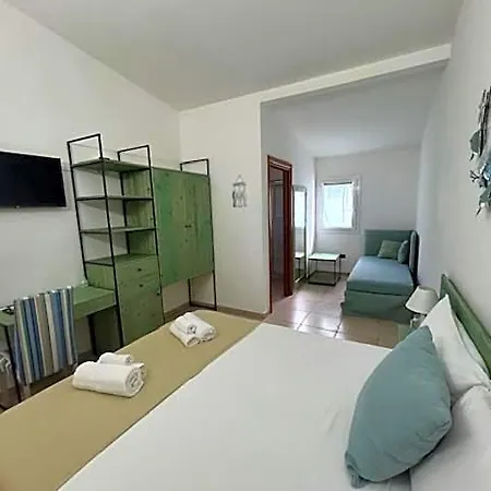 Hotel Universo *