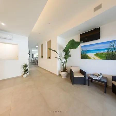 Universo Hotel *